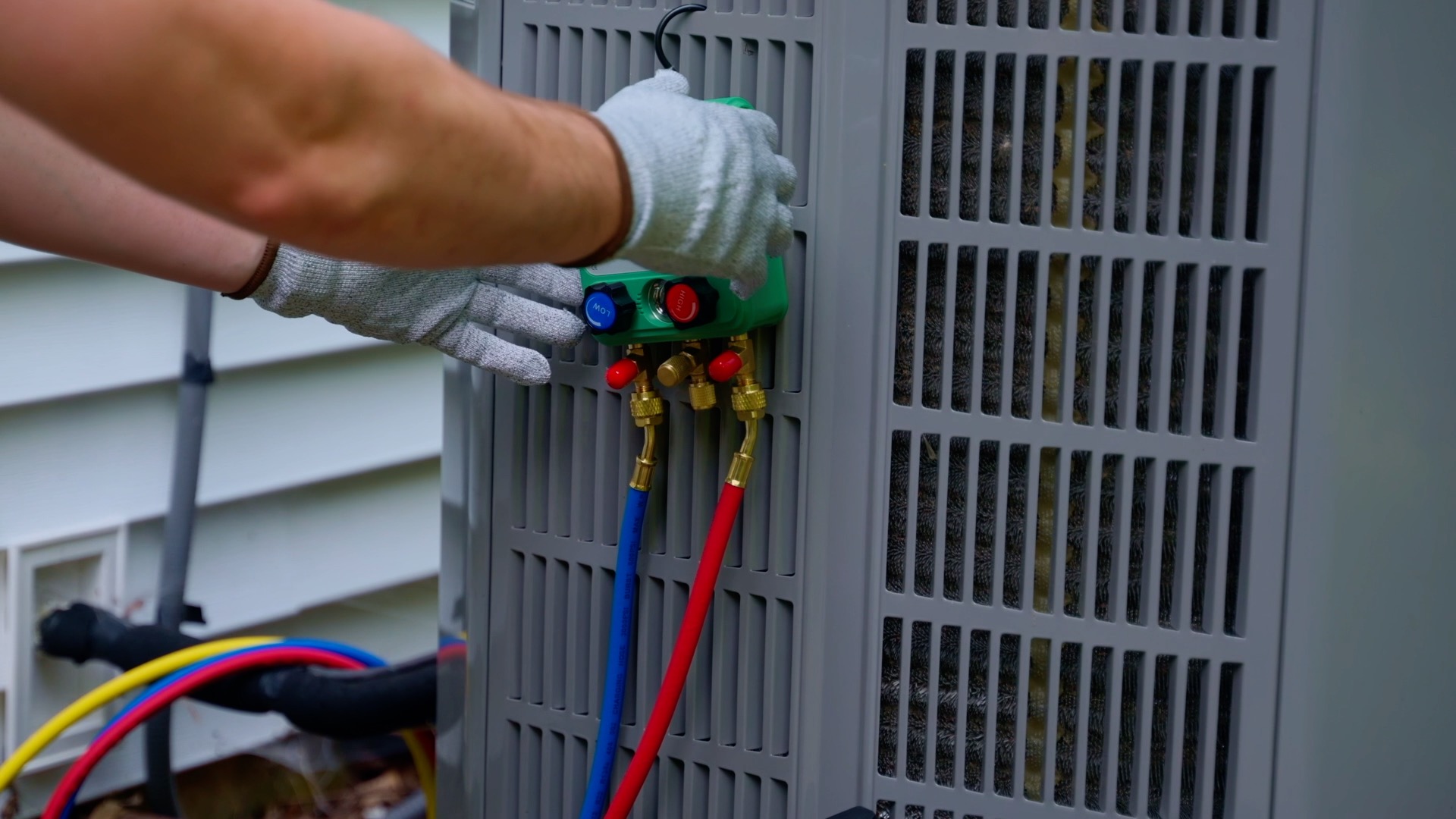 Holiday Weekend HVAC Prep: Keeping Your Home Cool When the House Is Full